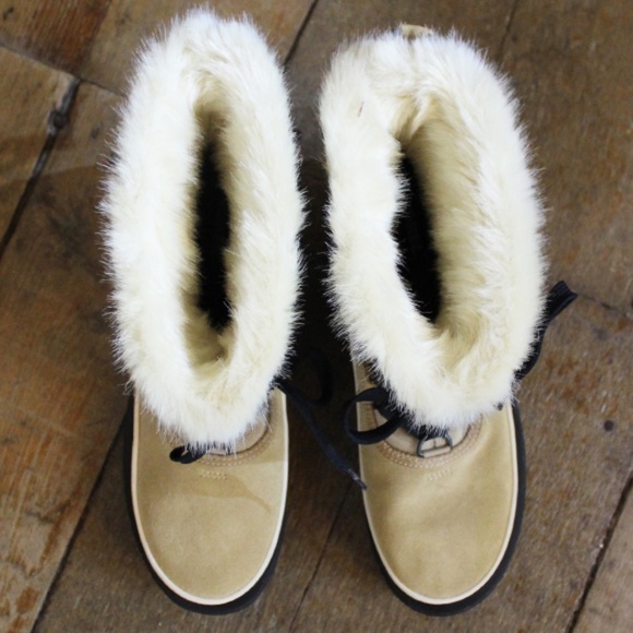 Sorel Snow Boots New! - Picture 2 of 4